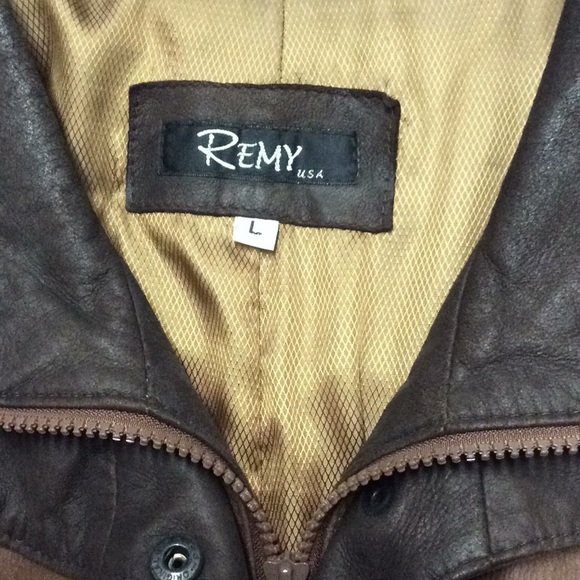 REMY - Picture 2 of 6